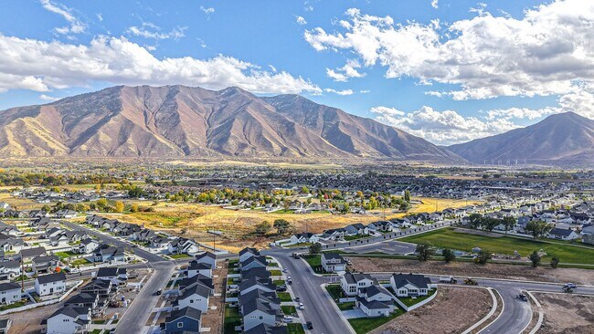 Building Photo - *No Security Deposit Required Upfront for 6 Months!  2024 Townhome. Move In Special!