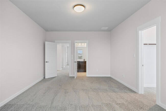 Building Photo - 2308 Berkleys Brook Dr