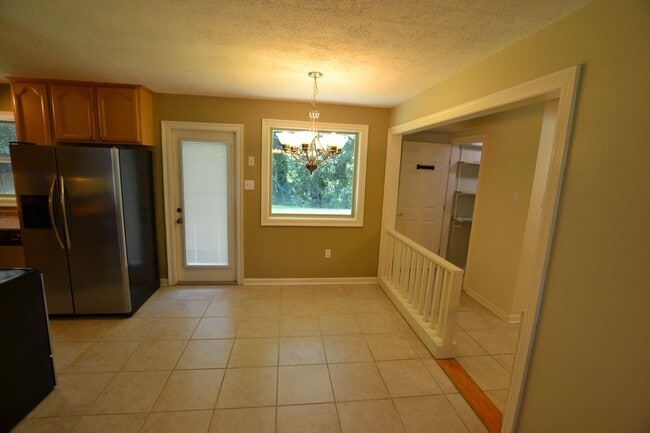 Building Photo - West Feliciana School District! 3 bedroom, 1.5 bath home in coveted Audubon Hills Subdiv