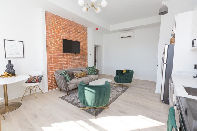 Building Photo - The Courtland AHR LLC
