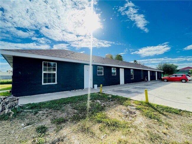 Building Photo - 18024 Sago Palm Dr