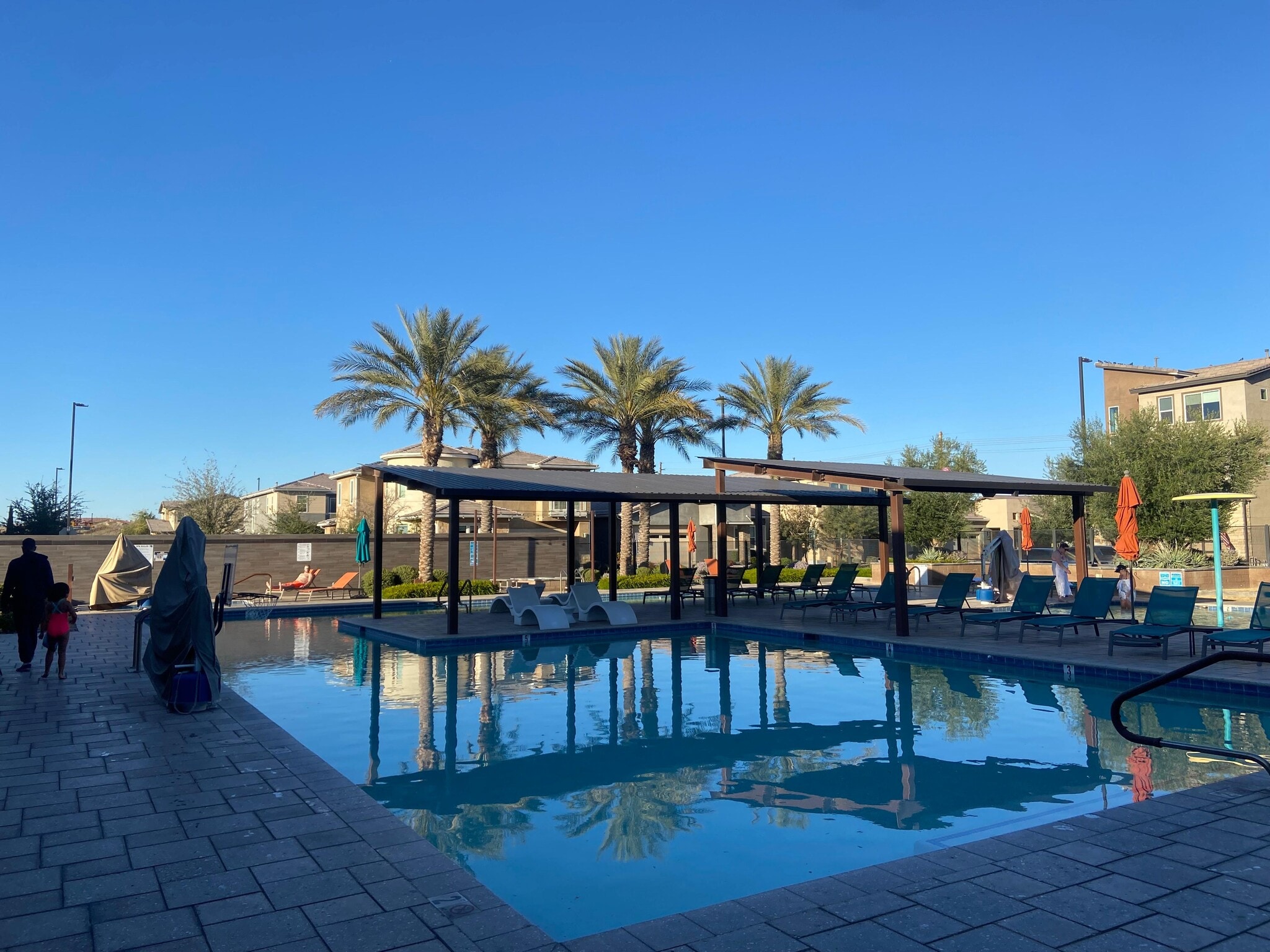 community pool - 1326 N Zane Dr