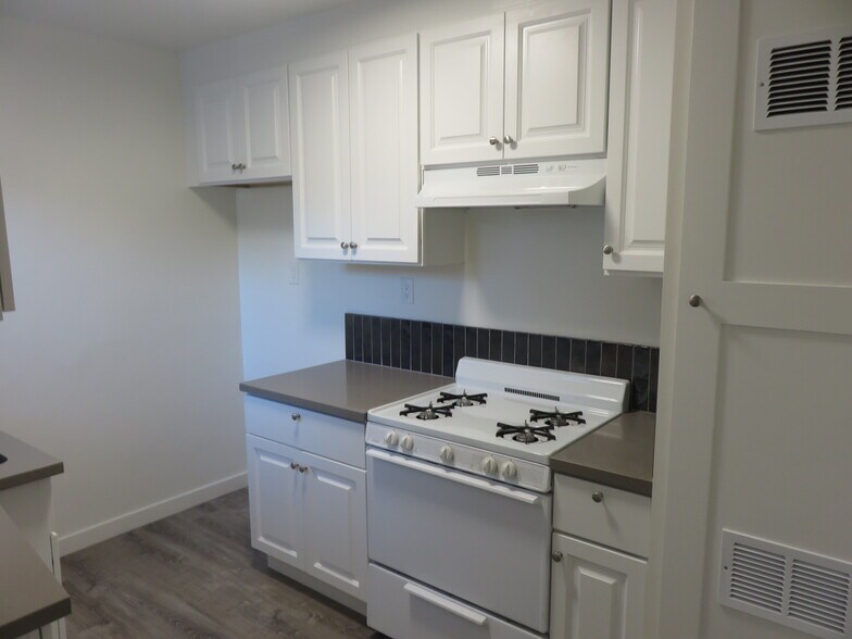 Building Photo - 508 Allen Ave