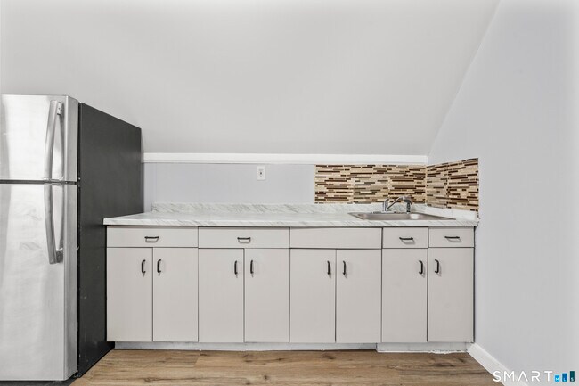 Building Photo - 48 Park Terrace