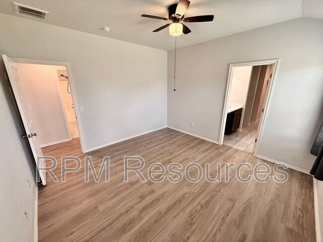 Building Photo - 11009 NW 100th St