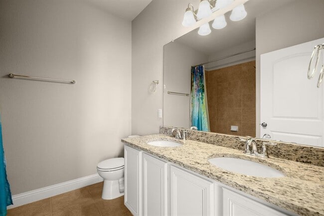 Building Photo - 1937 Little George Dr