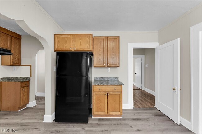 Building Photo - 17604 Mapleboro Ave