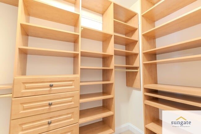 Building Photo - 11227 Terrace Ln