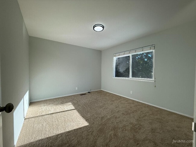 Building Photo - 282 Wheeler Ave