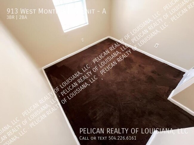 Building Photo - 913 Monterey Ct S