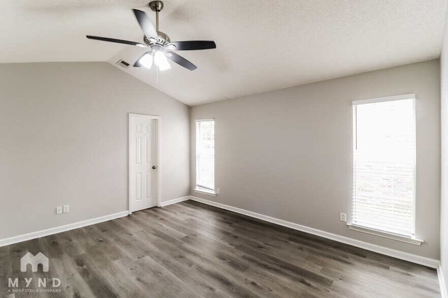 Building Photo - 5396 Mahogany Ridge Dr