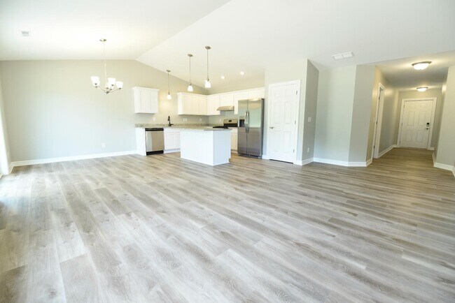Building Photo - 1750 Meadowlark Ln