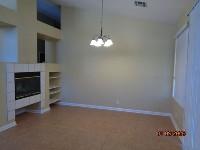 Building Photo - Clean West Palmdale One Story Offering 1494 sq. ft.