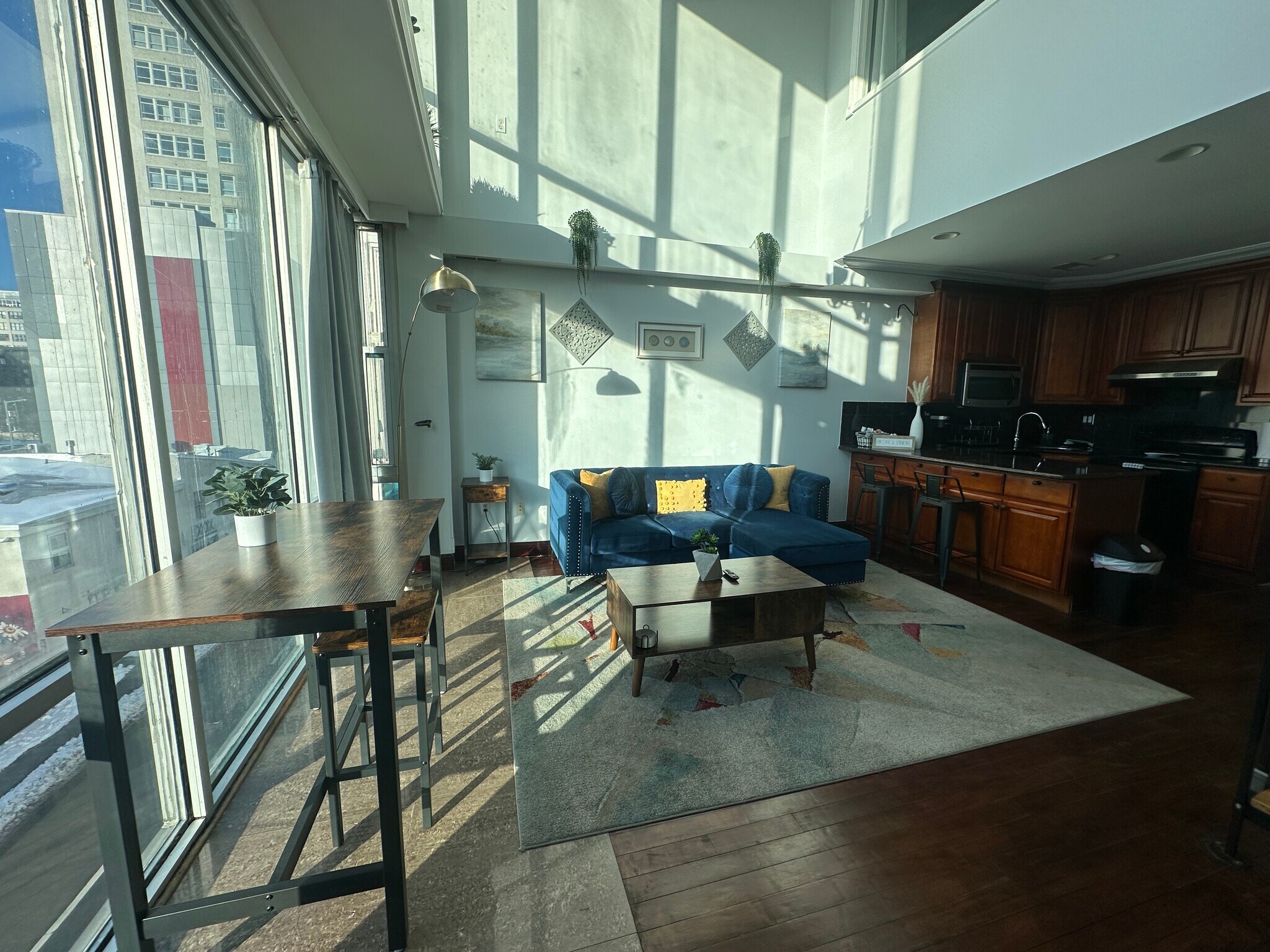 Building Photo - 205 N 11th St