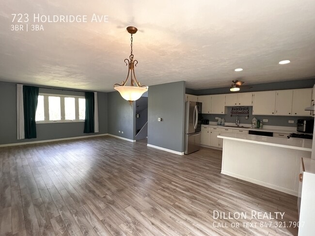 Building Photo - 723 Holdridge Ave
