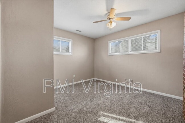 Building Photo - 3119 Joseph Ave