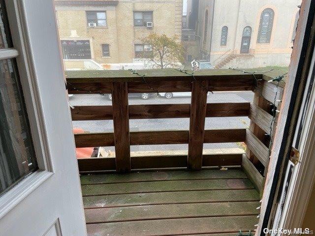 Building Photo - 66 E Walnut St