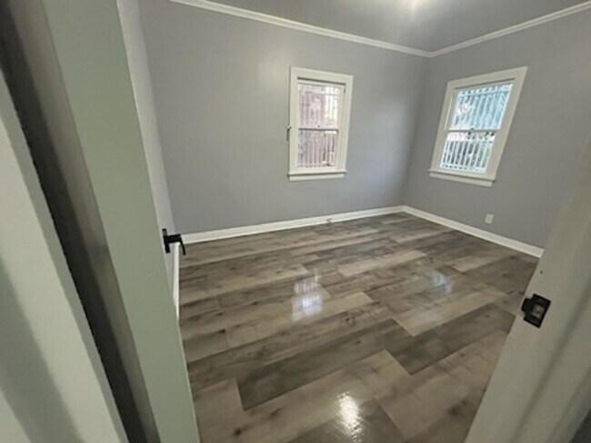 Building Photo - 1439-1441 West 53rd St.