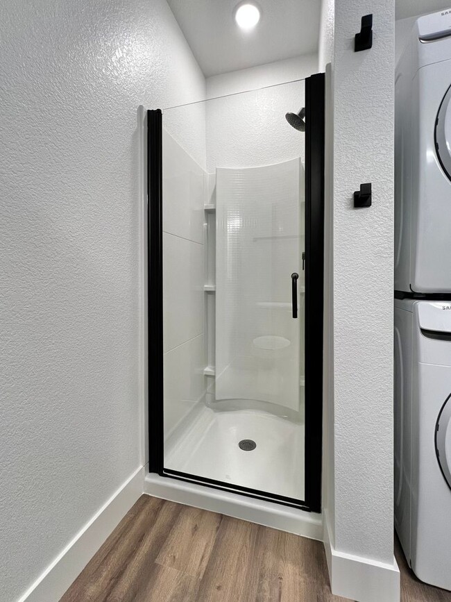 Building Photo - Newer Build in Downtown Loveland Apartments!