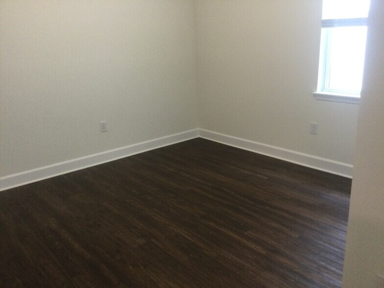 Building Photo - 29542 Cedar Waxwing Dr