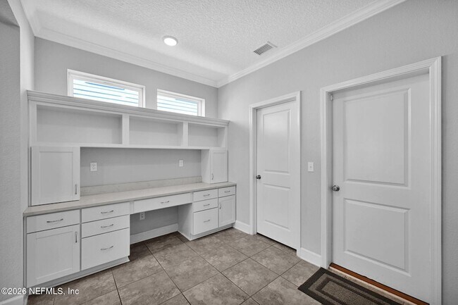 Building Photo - 51 Foxcross Ave