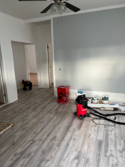 Building Photo - 191 West Ave