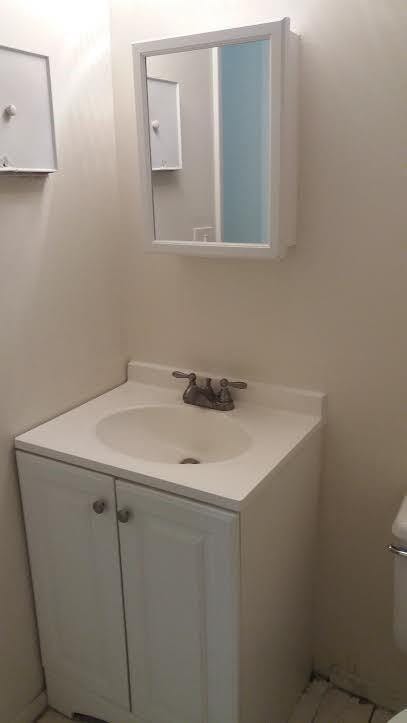 Building Photo - 2771 Riverside Dr