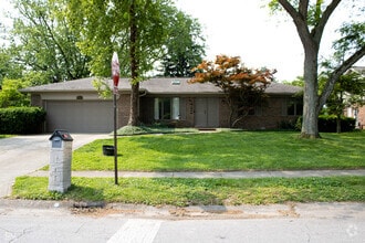 Building Photo - 6723 Balmoral Rd