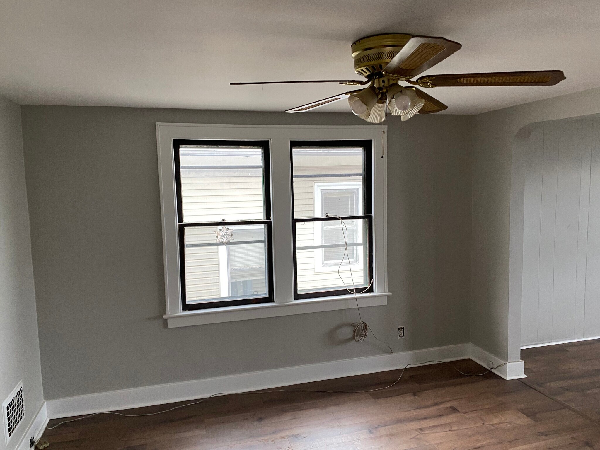 Dining room - 38 Pullman Ave