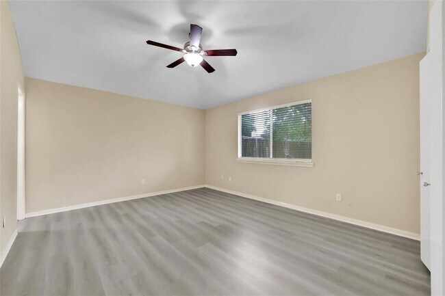 Building Photo - 2955 High Plains Dr