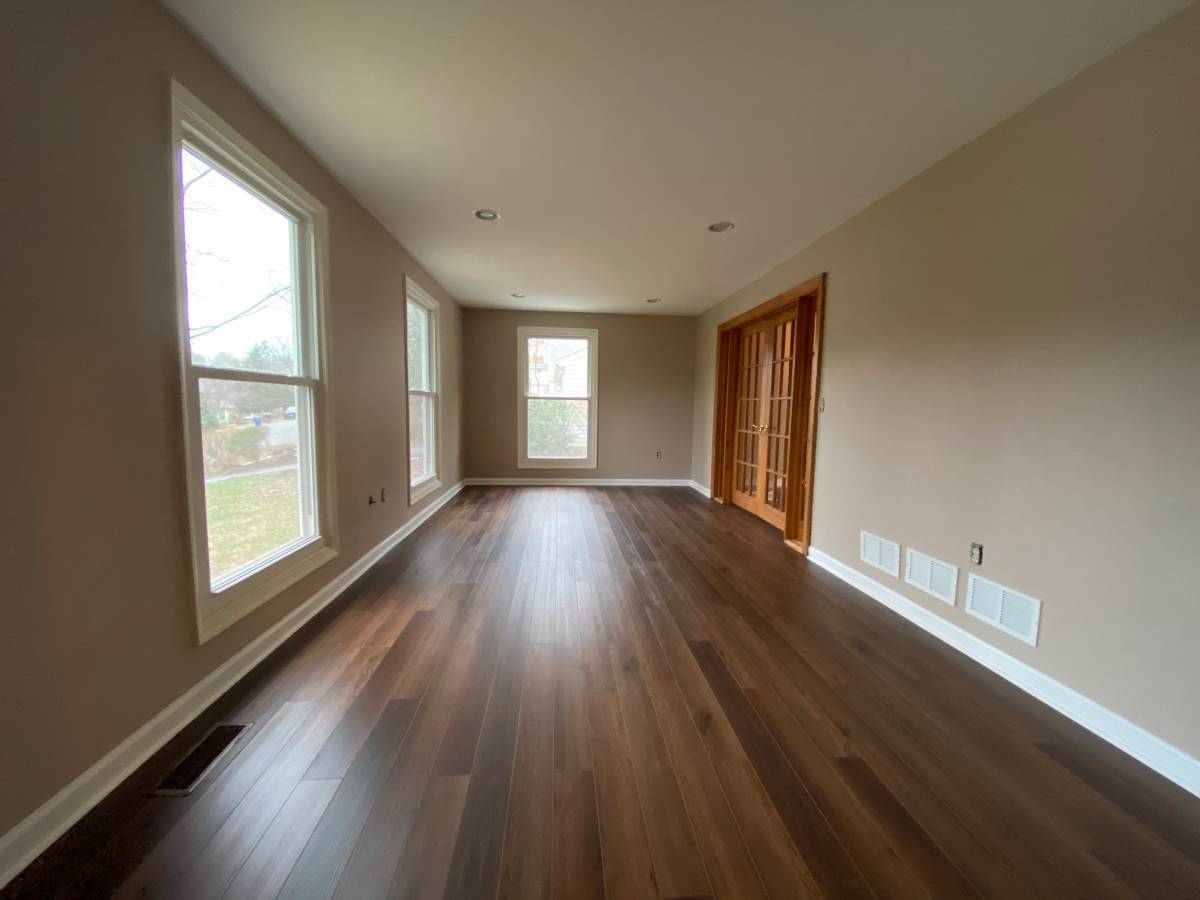 Formal Living Room - 1815 CRANBERRY LN