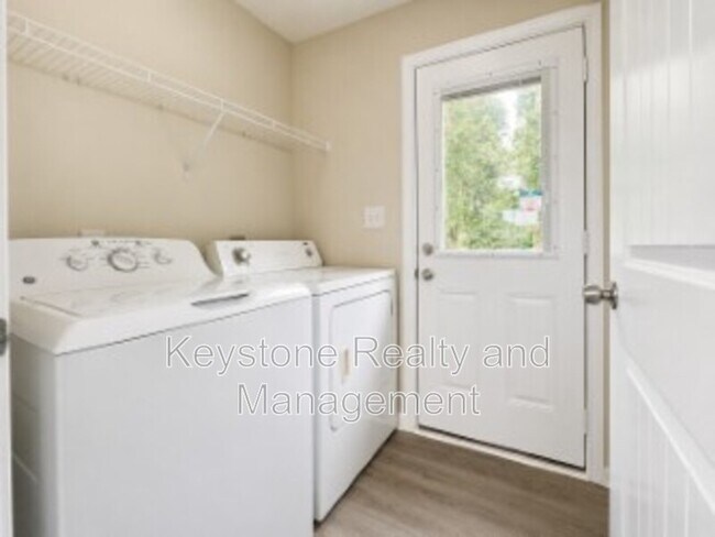 Building Photo - 1236 Verkler Dr