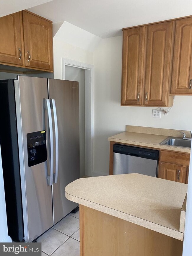 Building Photo - 1931 Penhall Rd