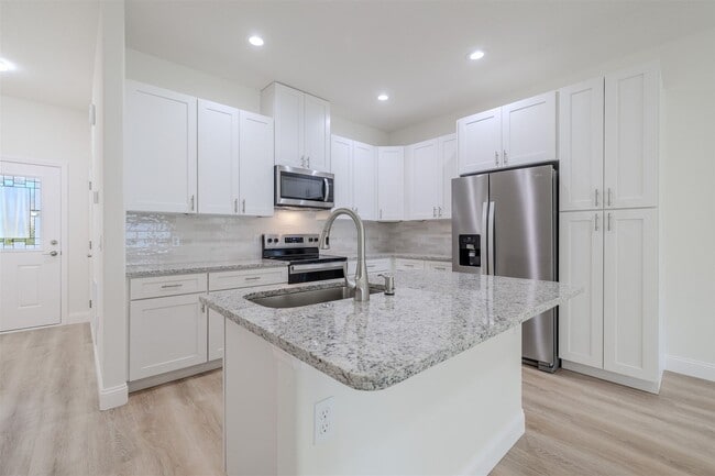 Building Photo - Unique property for rent ~!