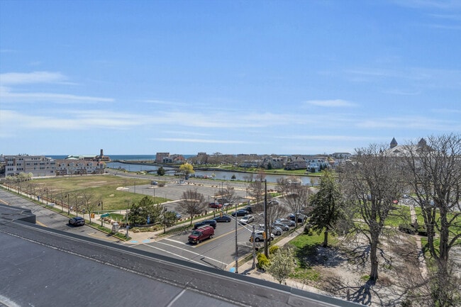 Building Photo - 511 Cookman Ave