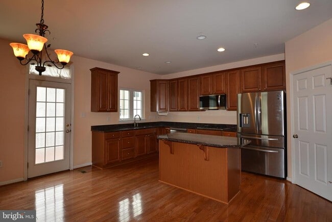 Building Photo - 1031 Ironwood Ln