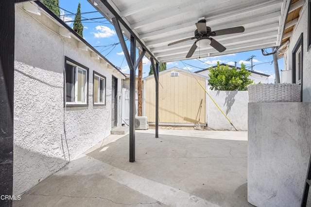 Building Photo - 11125 Welby Way