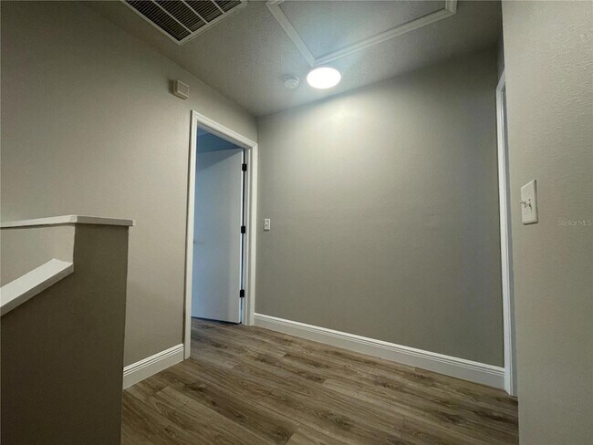 Building Photo - 2031 Fluorshire Dr