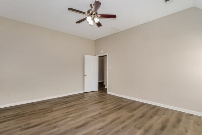 Building Photo - 4971 Trent Cove