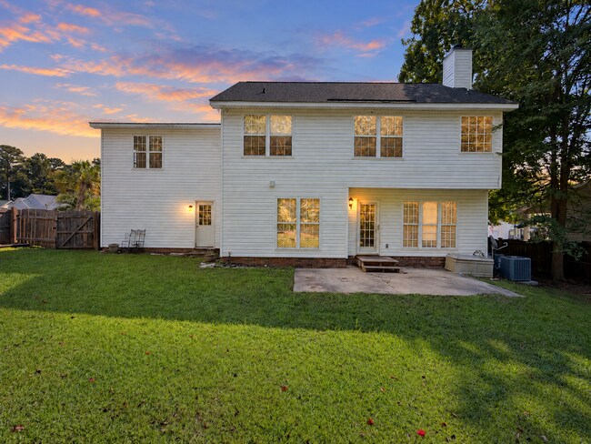 Building Photo - 176 Kerry Gibbons Dr