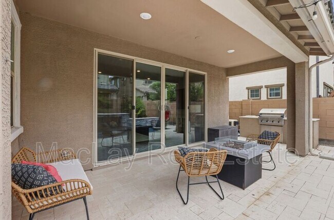 Building Photo - 1166 E Weatherby Way