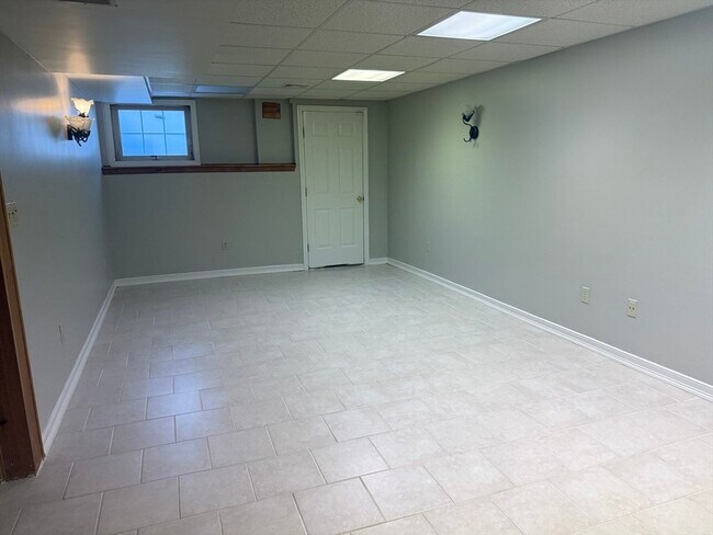 Building Photo - 74 Odonnell Ave