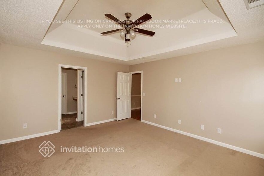 Building Photo - 4937 Bryant Dr