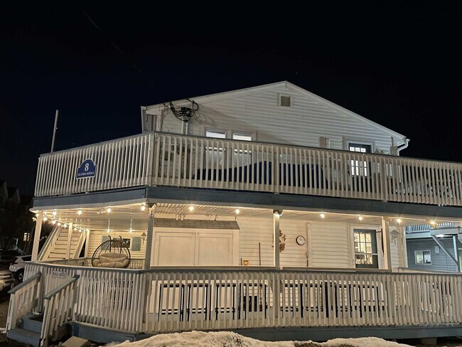 Building Photo - 8 Duston Ave