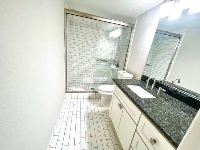 Building Photo - 8229 Kingsbrook Rd