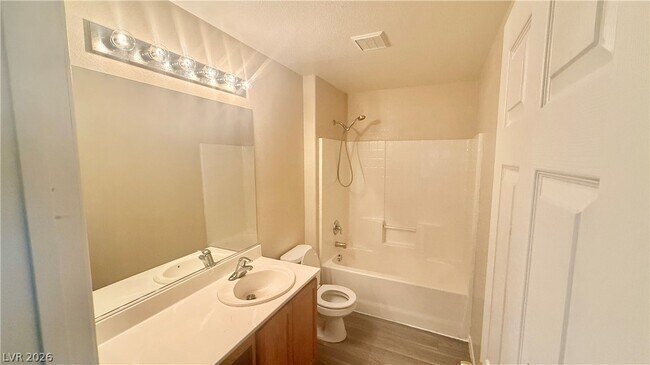 Building Photo - 6044 Salsbury Cove Dr