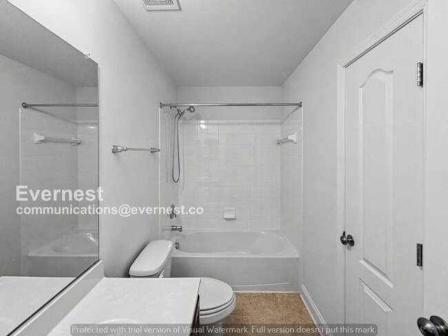 Building Photo - 3 Bed/3.5 Bath Home with Garage/ Available Now!