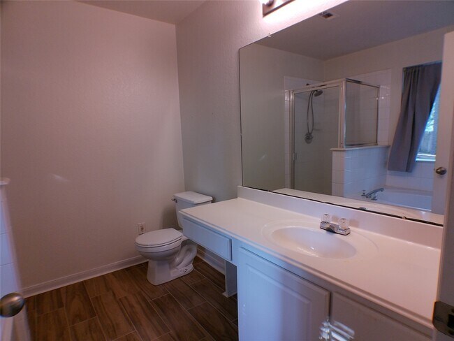 Building Photo - 35 Windswept Oaks Pl