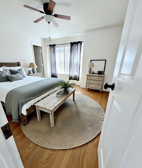 bedroom 3 staging - 9032 Yellow Cedar Trl
