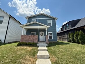 Building Photo - 611 Orange St